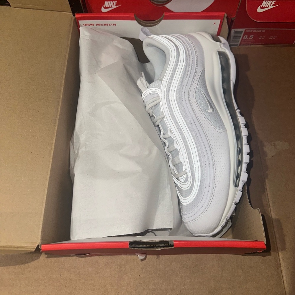 RETAIL $160 Nike Air Max 97 - White Metallic Silver (GS) size 7y